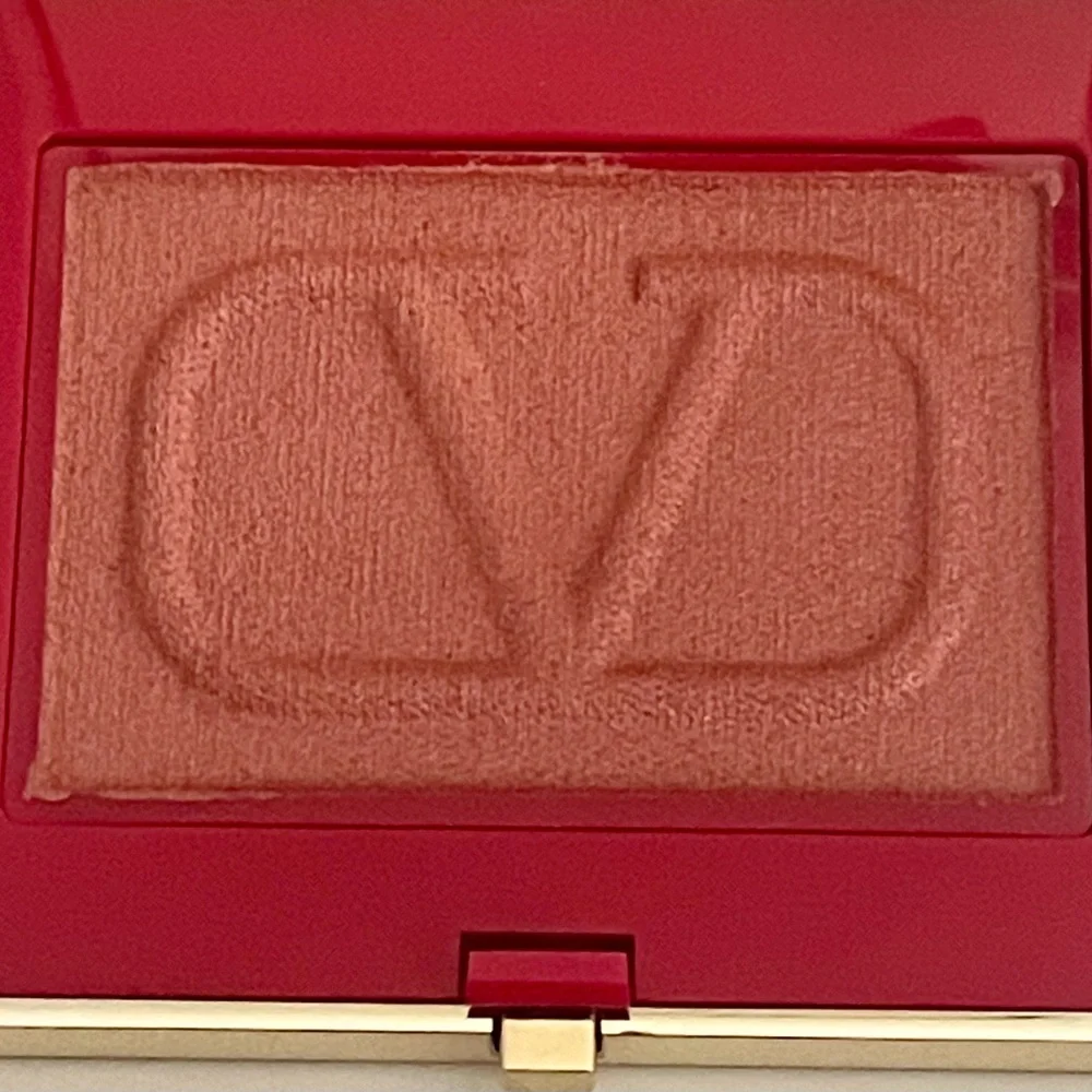 Valentino Eye2Cheek in #04-Sweet Rebel